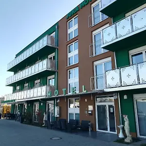 zkontrolujte dostupnost